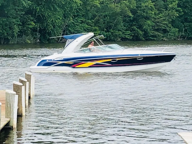 The Image of 2007 Formula 310 Sun Sport boat on a river. - 0