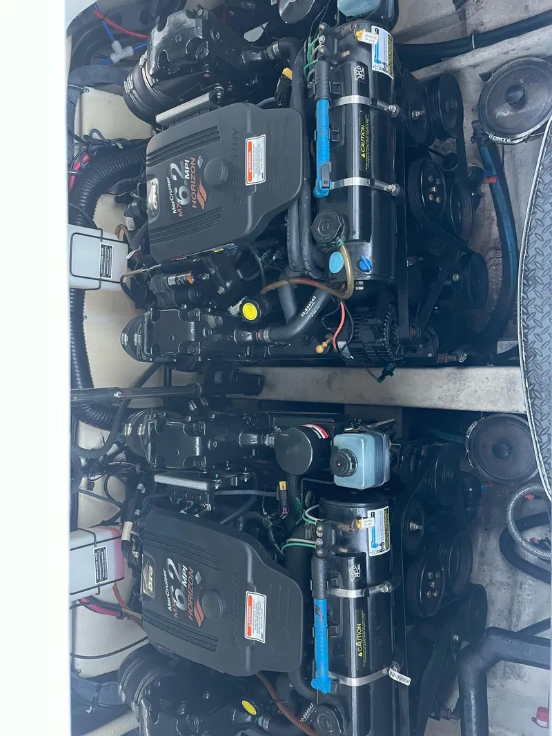 Slide: The Image of Engine compartment of 2007 Formula 310 Sun Sport boat. - 15