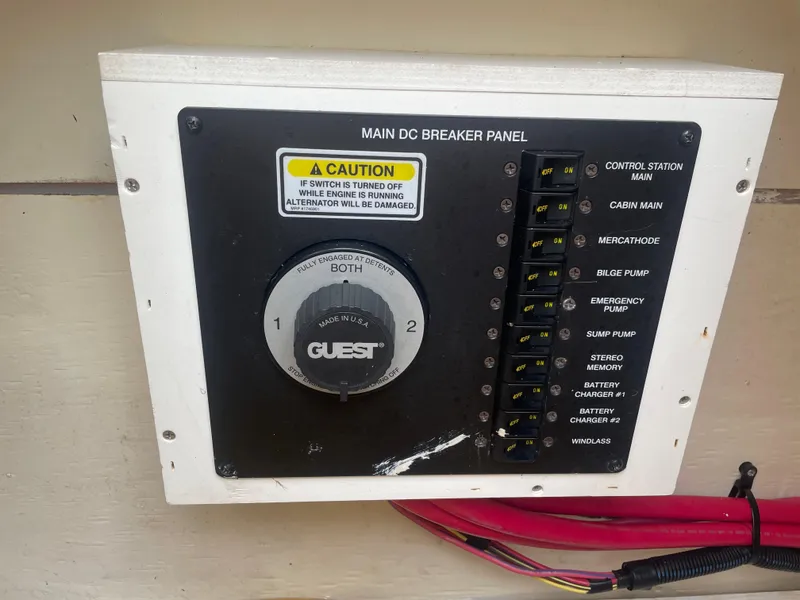 Slide: The Image of Main DC breaker panel on 2006 Sea Ray 270 Amberjack boat. - 45