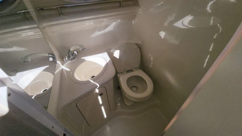 Slide: The Image of Sea Ray 270 Amberjack 2006 - 67