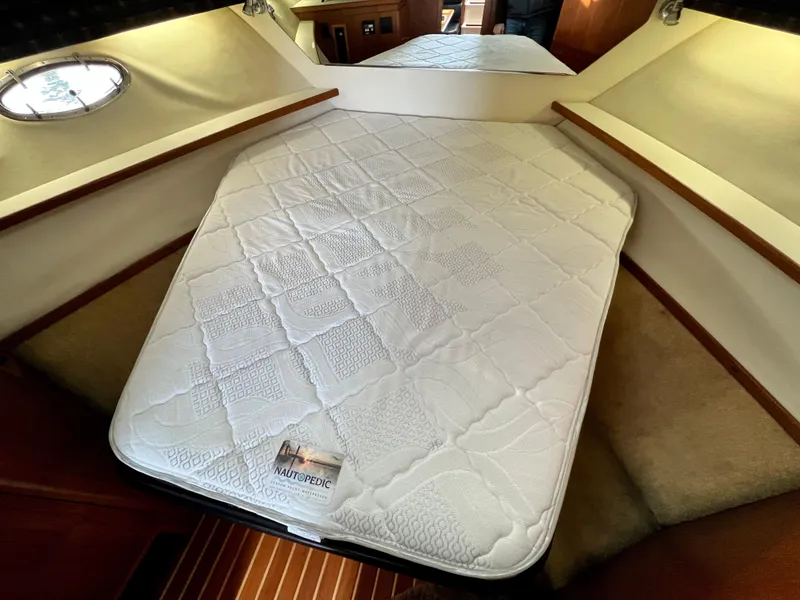 Slide: The Image of mattress  - 32