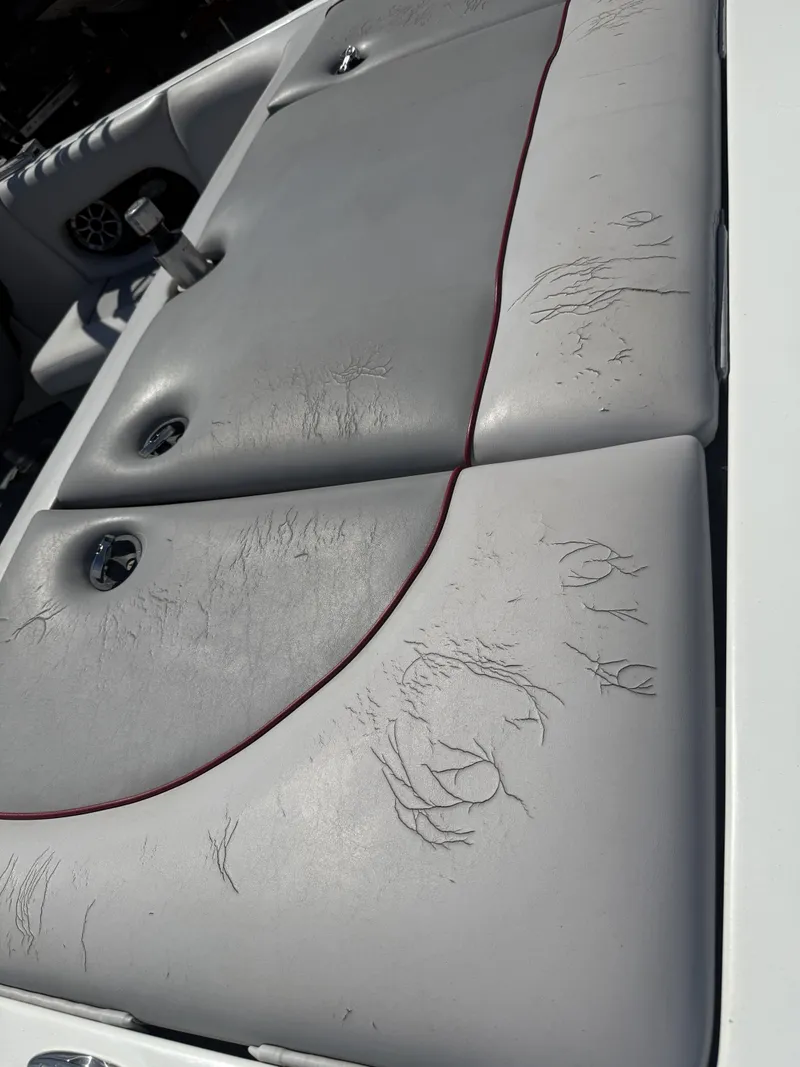 Slide: The Image of Centurion FALCON V 21' 2008 - 12