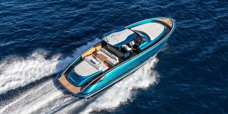 Slide: The Image of 2025 Solaris Power 48 OPEN yacht cruising on open sea. - 3