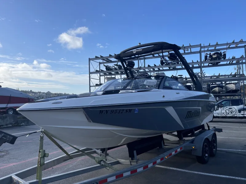 Slide: The Image of Malibu Wakesetter 22 LSV 2019 - 3