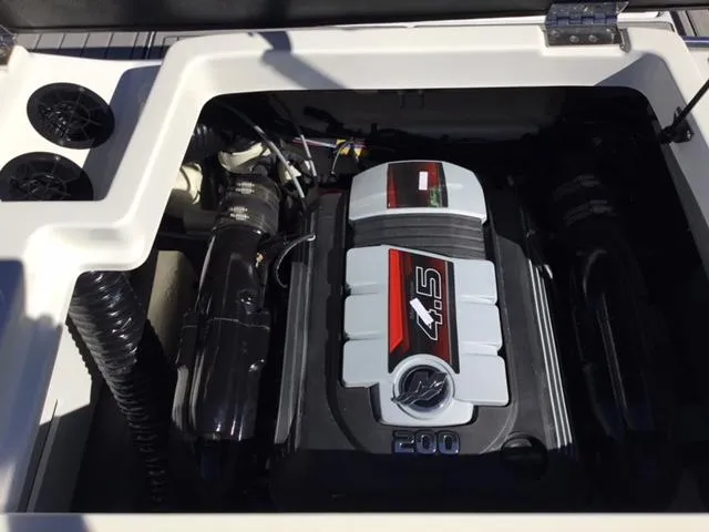 Slide: The Image of 2023 Sea Ray SPX 190 engine compartment with 4.5L 200 HP engine. - 39