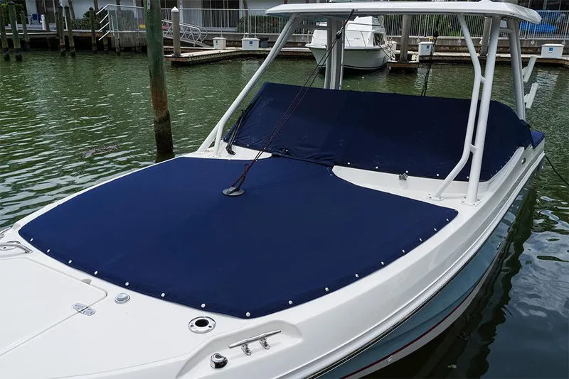 Slide: The Image of Boston Whaler 240 Vantage 2027 - 67