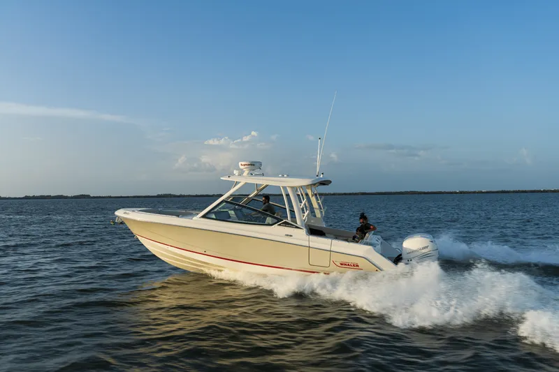 Slide: The Image of Boston Whaler 280 Vantage 2027 - 2
