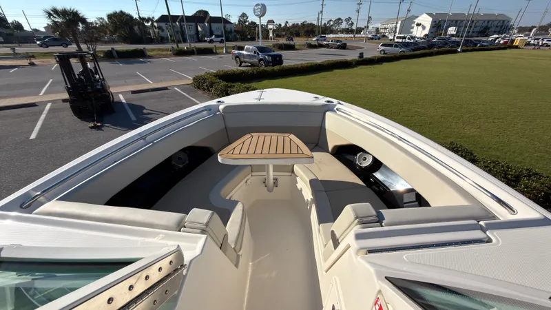 Slide: The Image of Boston Whaler 280 Vantage 2027 - 11