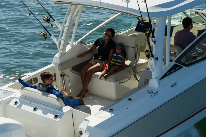 Slide: The Image of Boston Whaler 280 Vantage 2027 - 23