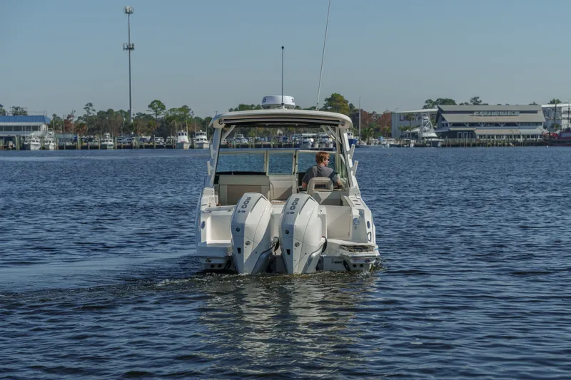 Slide: The Image of Boston Whaler 280 Vantage 2027 - 2