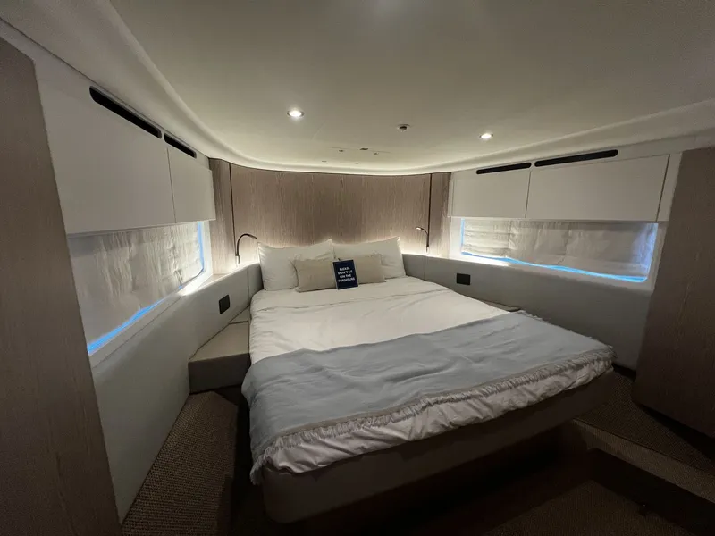 Slide: The Image of Azimut Fly 53 2027 - 27