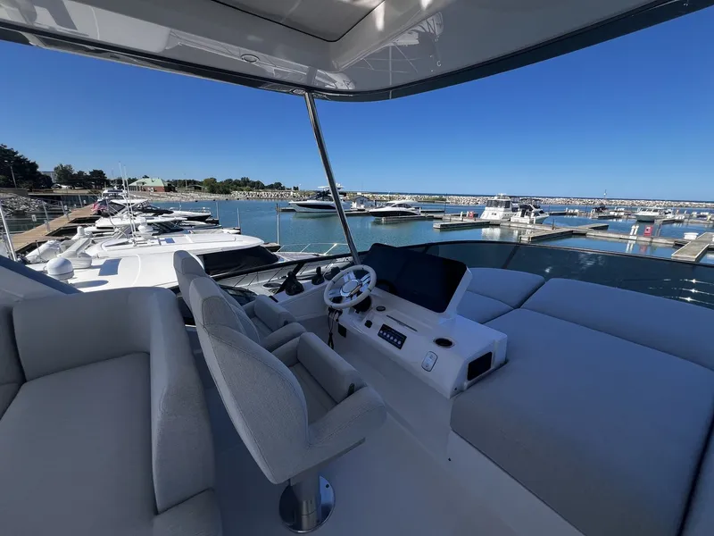 Slide: The Image of Azimut Fly 53 2027 - 32