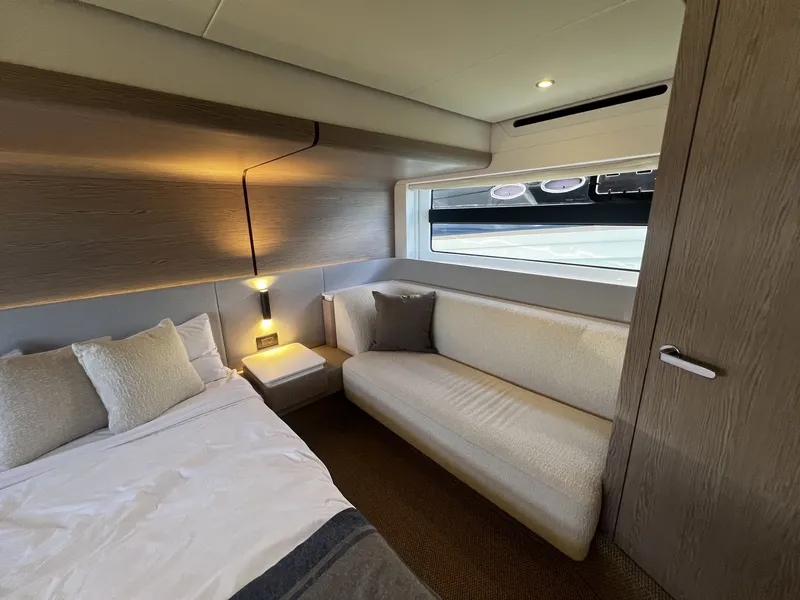 Slide: The Image of Azimut Fly 53 2027 - 37