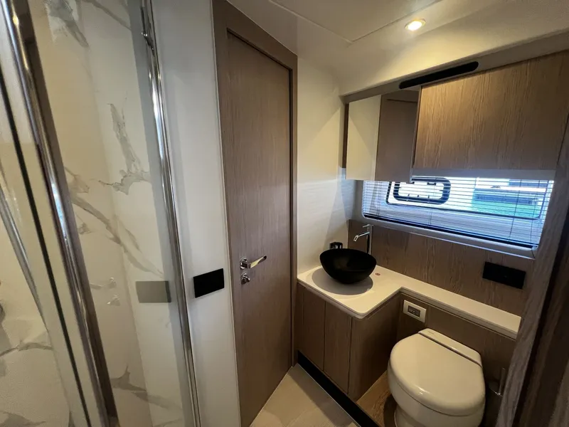 Slide: The Image of Azimut Fly 53 2027 - 22
