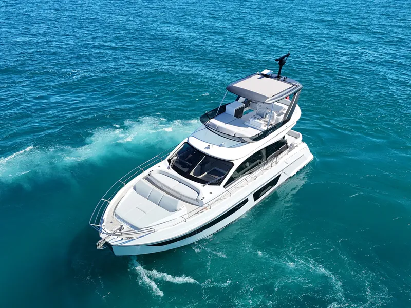 Slide: The Image of Azimut Fly 53 2027 - 12