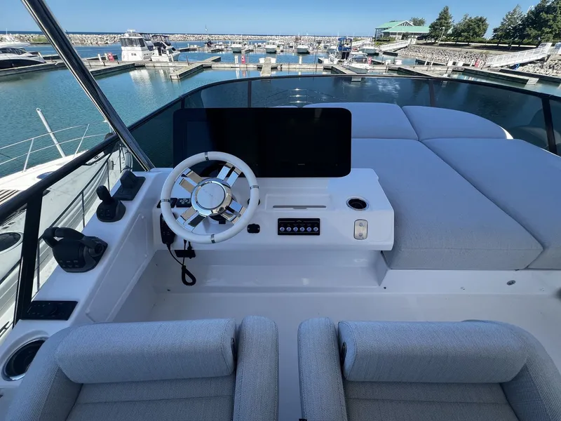 Slide: The Image of Azimut Fly 53 2027 - 36