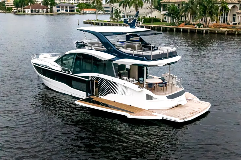 Slide: The Image of Galeon 620 FLY 2027 - 19