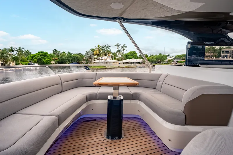 Slide: The Image of Galeon 620 FLY 2027 - 68
