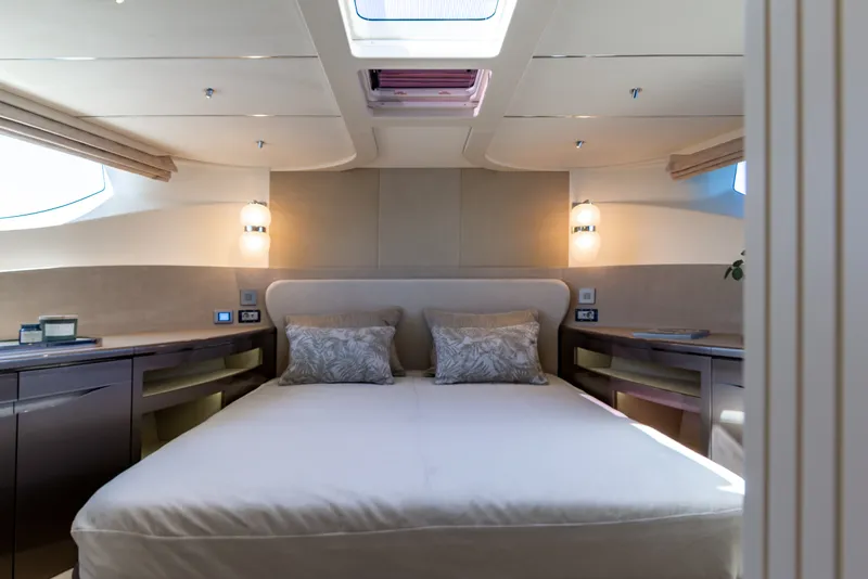 Slide: The Image of Galeon 620 FLY 2027 - 41