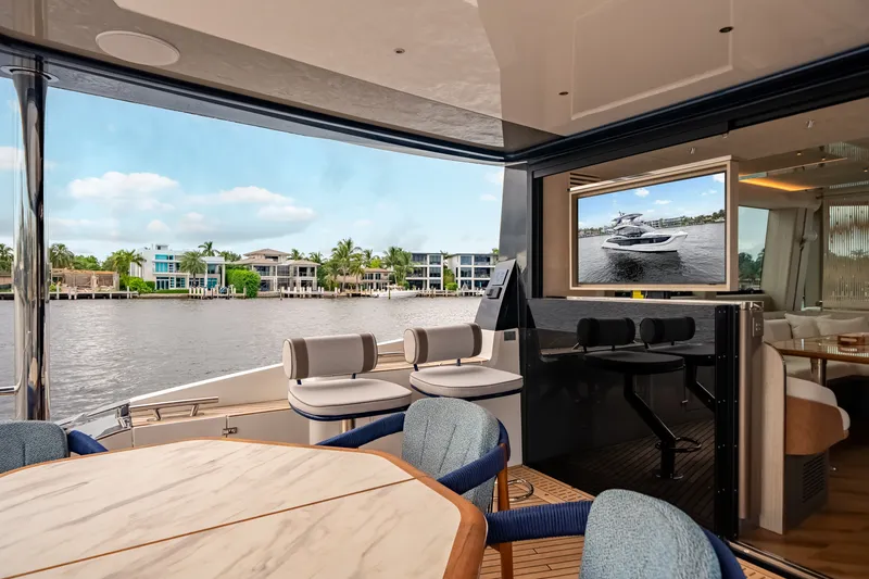 Slide: The Image of Galeon 620 FLY 2027 - 71