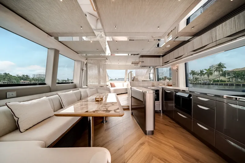 Slide: The Image of Galeon 620 FLY 2027 - 44