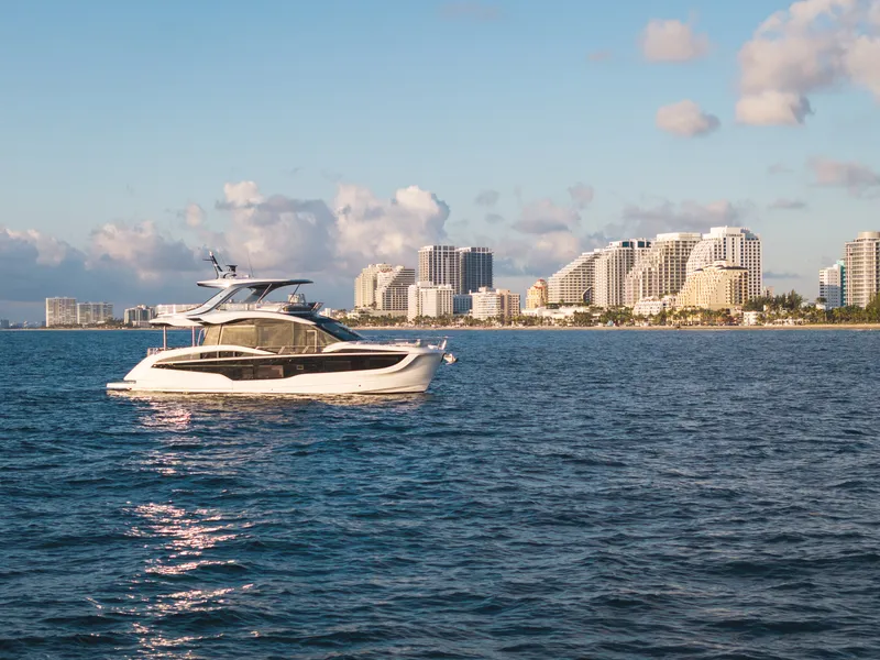 Slide: The Image of Galeon 620 FLY 2027 - 6
