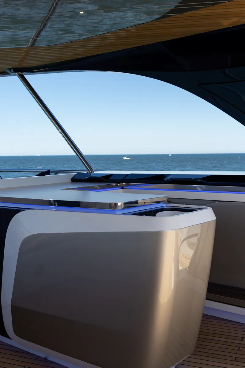 Slide: The Image of Galeon 620 FLY 2027 - 20
