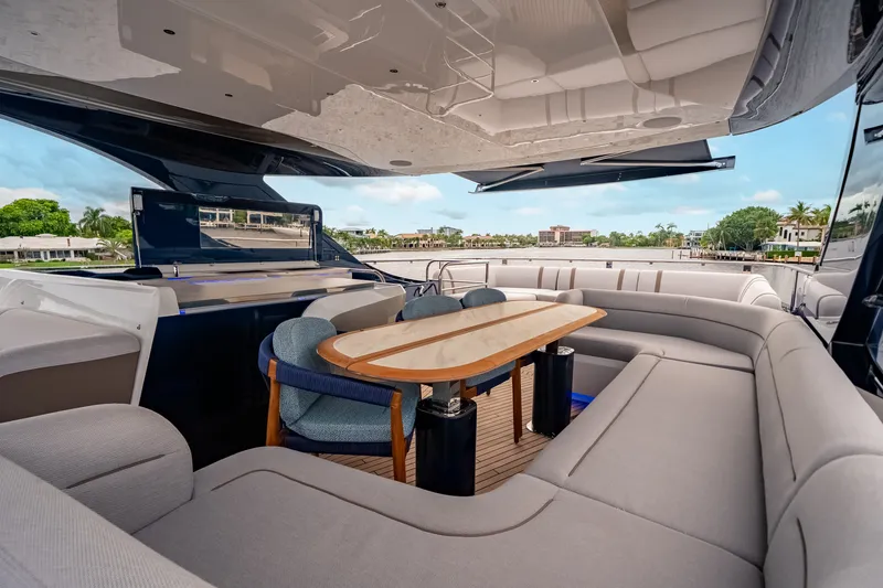 Slide: The Image of Galeon 620 FLY 2027 - 67
