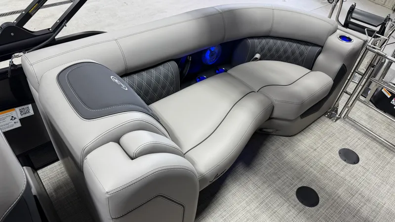Slide: The Image of Barletta LUSSO23QCSS 2027 - 60