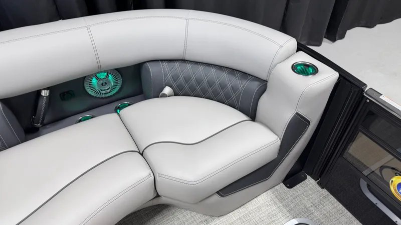 Slide: The Image of Barletta LUSSO23QCSS 2027 - 27