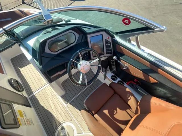 Slide: The Image of MasterCraft XStar 2021 - 11