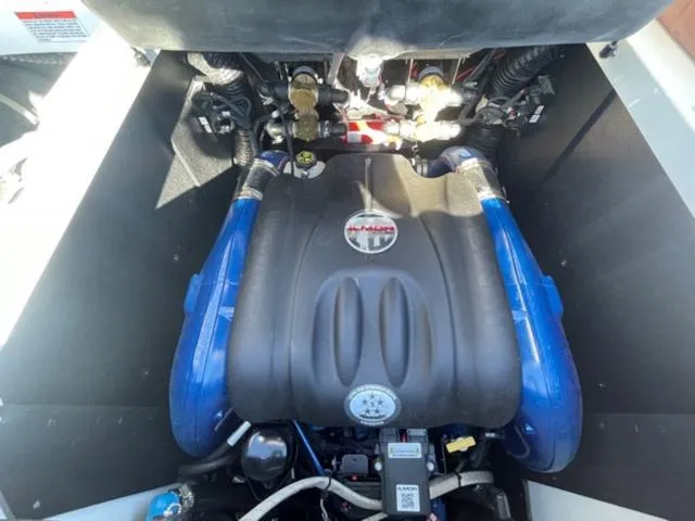 Slide: The Image of MasterCraft XStar 2021 - 17