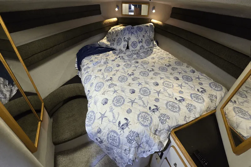 Slide: The Image of Sea Ray 350 EXPRESS BRIDGE 1992 - 29