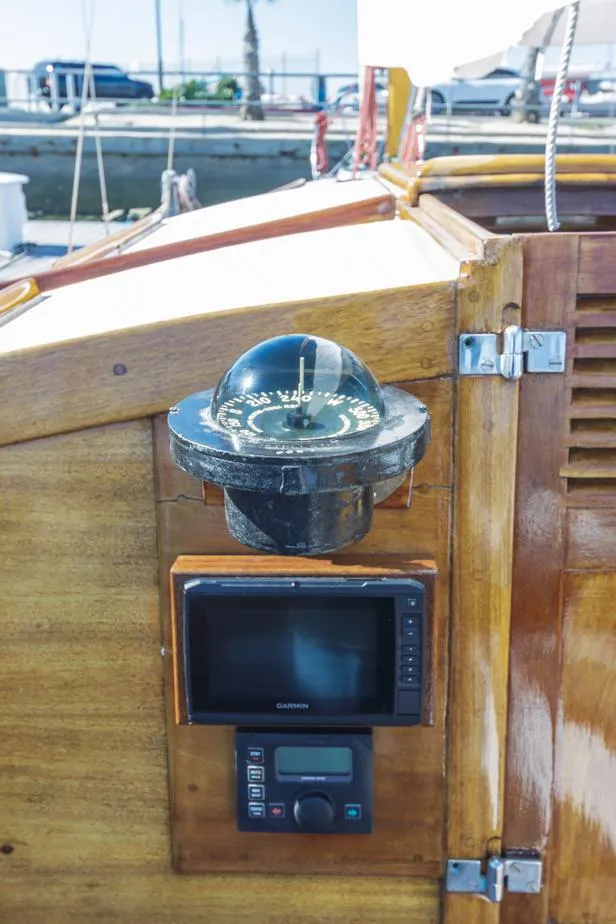 Slide: The Image of Compass and navigation equipment on a 1961 Lapworth 40 sailboat. - 38