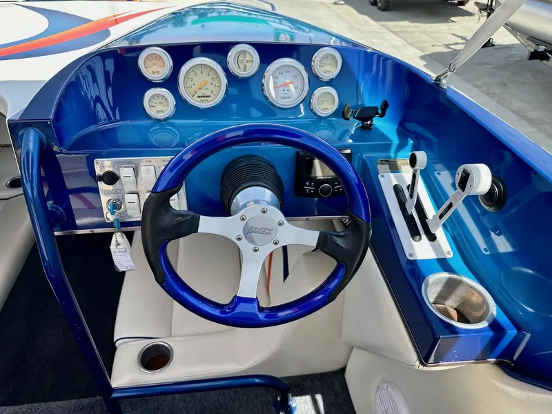 Slide: The Image of Essex Boats Tempest 2003 - 13