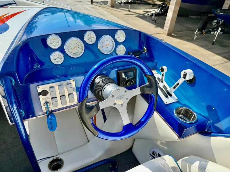 Slide: The Image of Essex Boats Tempest 2003 - 17