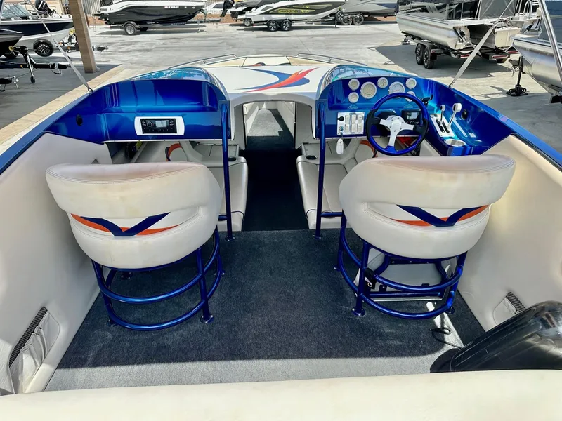 Slide: The Image of Essex Boats Tempest 2003 - 9