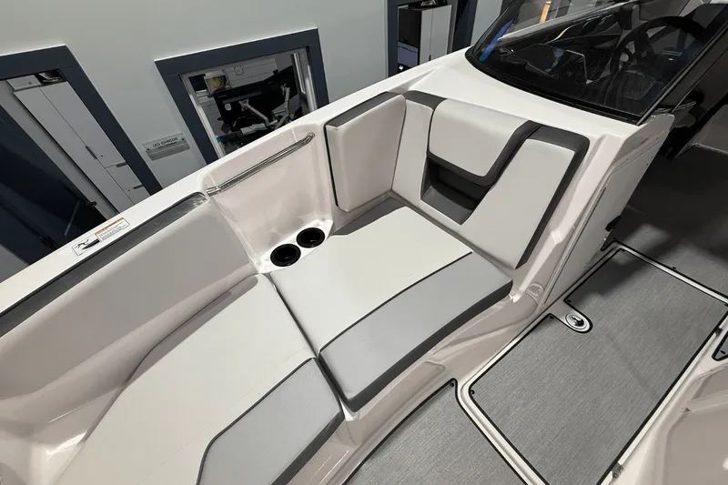 Slide: The Image of Yamaha AR220 2026 - 25