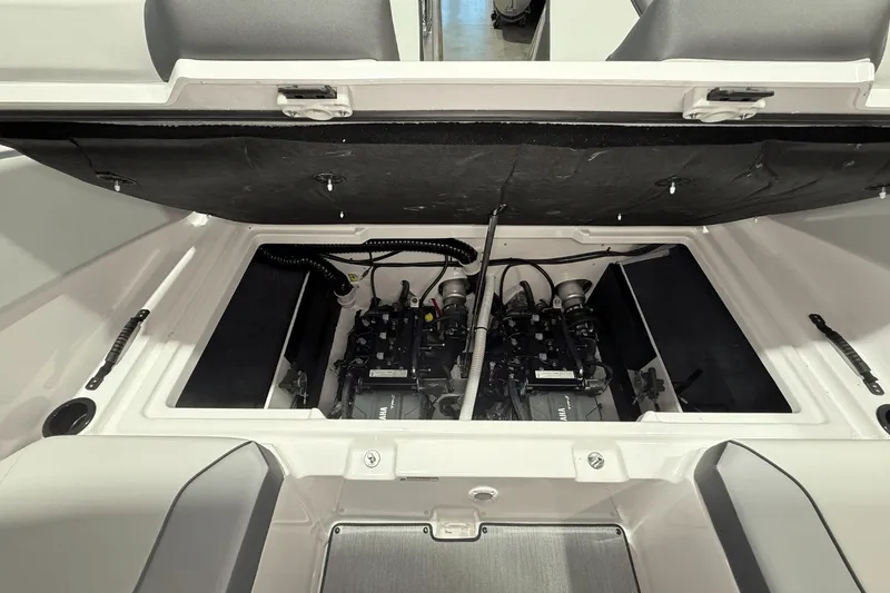 Slide: The Image of Yamaha AR220 2026 - 27