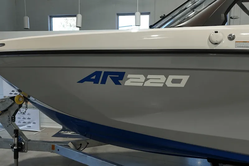 Slide: The Image of Yamaha AR220 2026 - 4