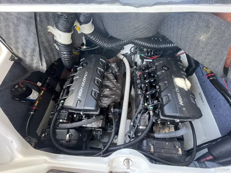 Slide: The Image of 2018 Yamaha Boats 242 X E Series engine compartment with high output engines. - 12