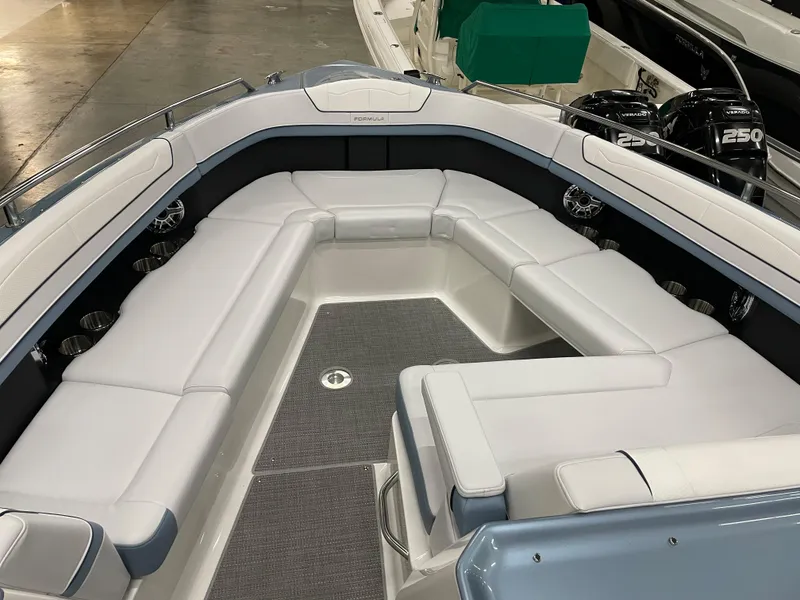 Slide: The Image of 2022 Formula 350 Crossover Bowrider with spacious seating and modern design. - 43