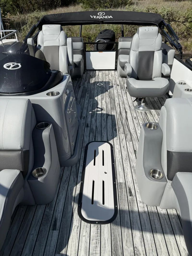Slide: The Image of Veranda Relax RC VR20RC 2024 - 13