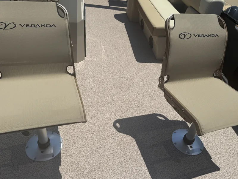 Slide: The Image of Veranda VISTA 18 F 4 2027 - 3