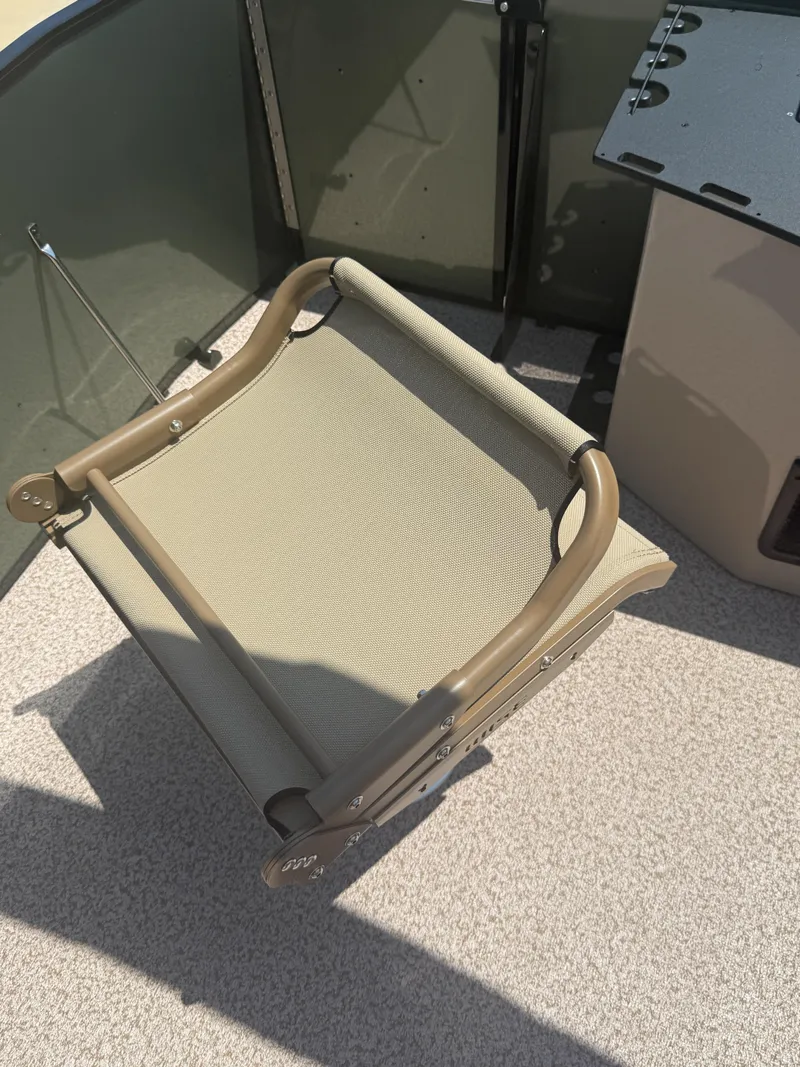 Slide: The Image of Veranda VISTA 18 F 4 2027 - 11