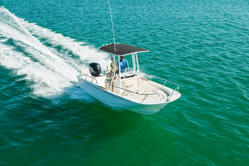 Slide: The Image of Boston Whaler 190 Montauk 2027 - 1