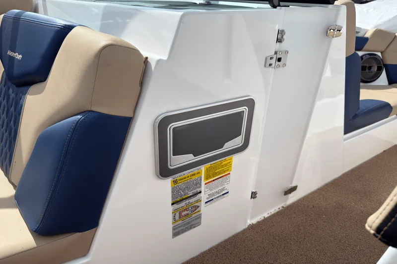 Slide: The Image of Mastercraft XT23 2022 - 23