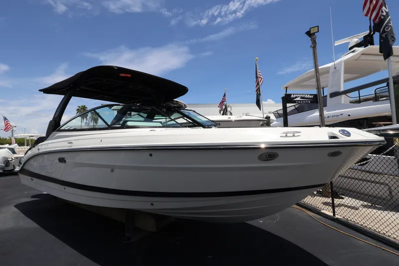The Image of Sea Ray SLX 280 Outboard 2027 - 0