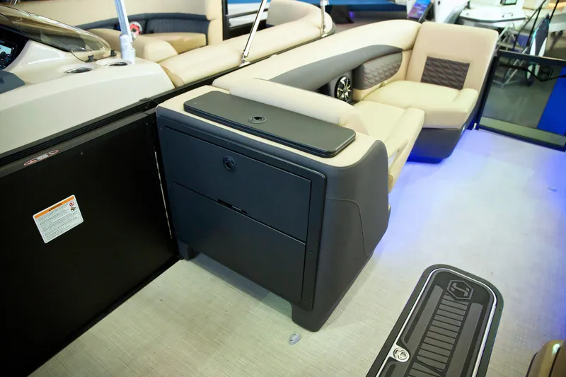 Slide: The Image of Harris Sunliner 230 SPORT 2026 - 11