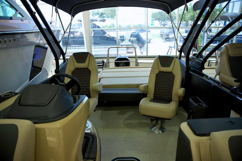 Slide: The Image of Harris Sunliner 230 SPORT 2026 - 15